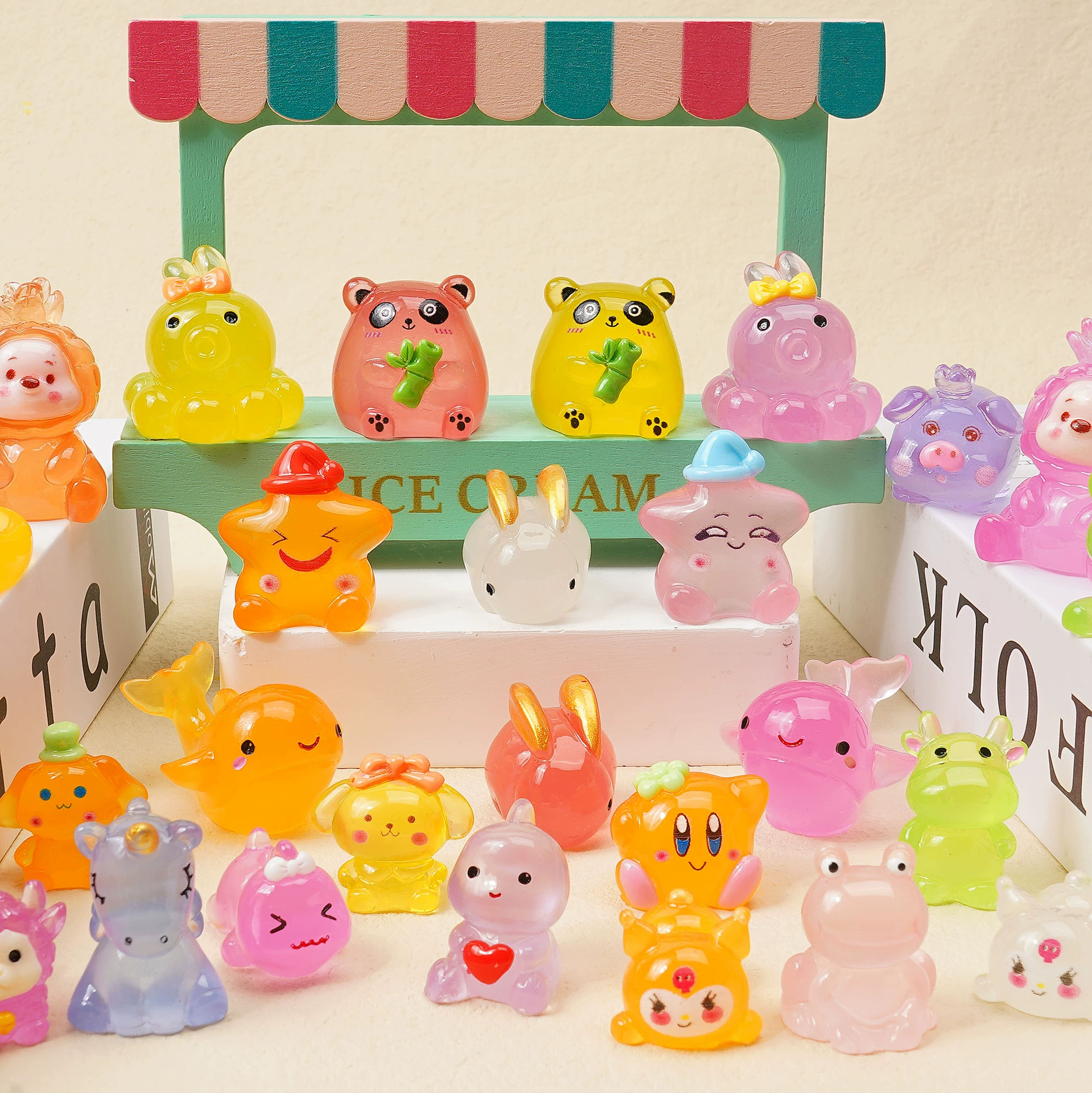 Встряхивая новый ледяной мультфильм светящийся светящийся стерео животное смола аксессуар diy крем клей чехол для мобильного телефона