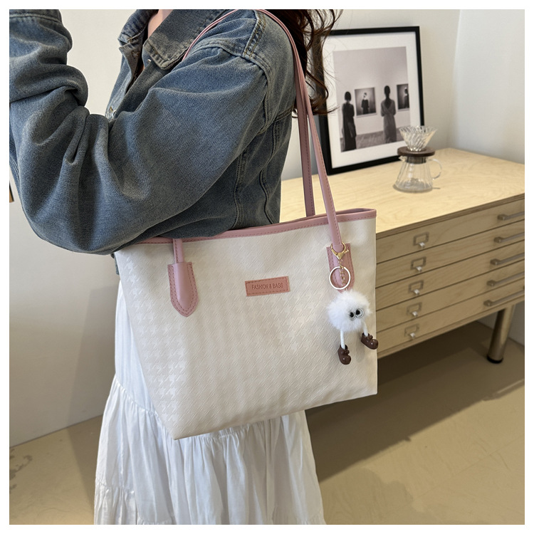 New simple and casual tote bag wholesale, cross-border shopping, commuting, armpit bag, large capacity, trendy and fashionable shoulder bag undefined