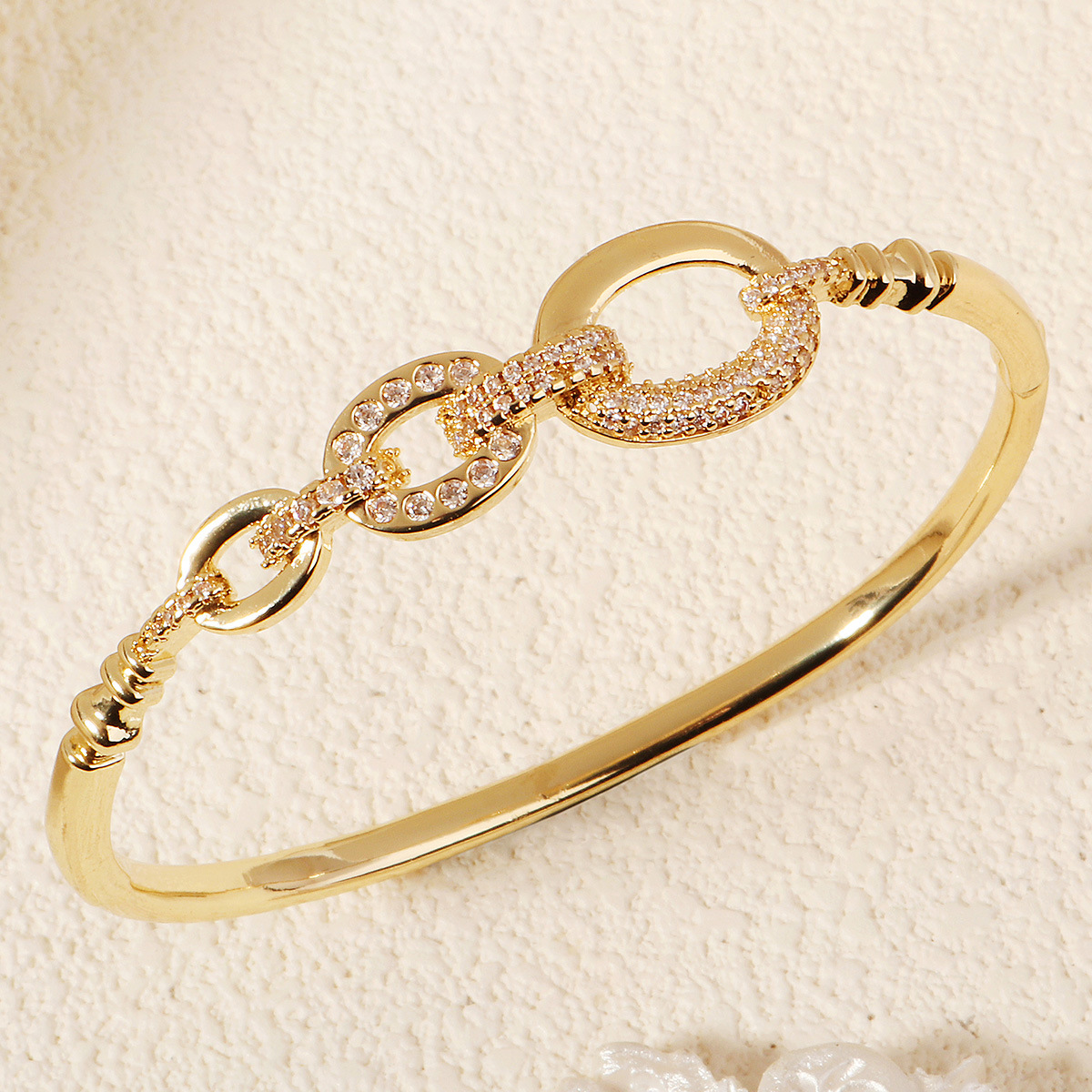 20g Weight 0.03µm-0.05µm Gold Plating Thickness Electroplating Gold Plating Process 18K Real Gold Plated Plating Material Rhinestones, Zircon Inlay Material Bangle Classification 1 Piece Quantity Holiday, Travel, Daily Occasion Copper Material Love, Round, Square Pattern Women's Gender French Style, Modern Style, Classic Style Style Inlay Craft French Style Modern Style Classic Style Love Round Square Rhinestones Zircon Alloy Copper Wholesale Bangle 4