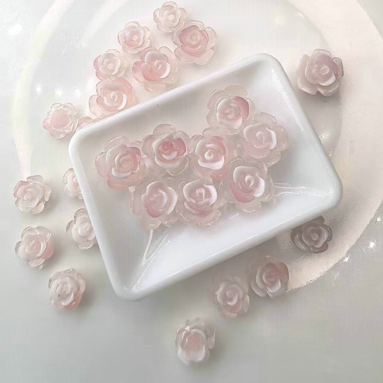 大小夜光光变玫瑰花夏天热卖美甲饰品外贸出口内销地摊都可以00