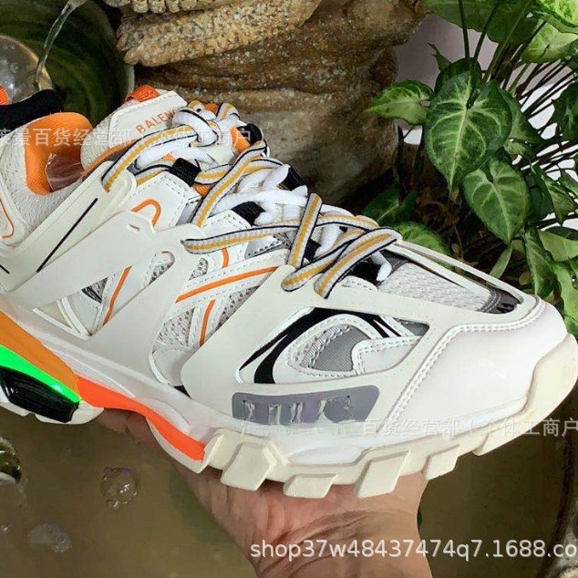 Putian Chunyuan París con lámparas zapatos tracks 3.0 zapatos de hombre y mujer con lámparas LED aumentando la altura de las zapatillas retrógradas