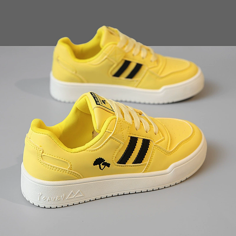 Нишевые оригиналы ins Chaogang ветер ретро маленькие белые туфли для женщин 2024 весна новая толстая подошва дышащая кожаная повседневная обувь