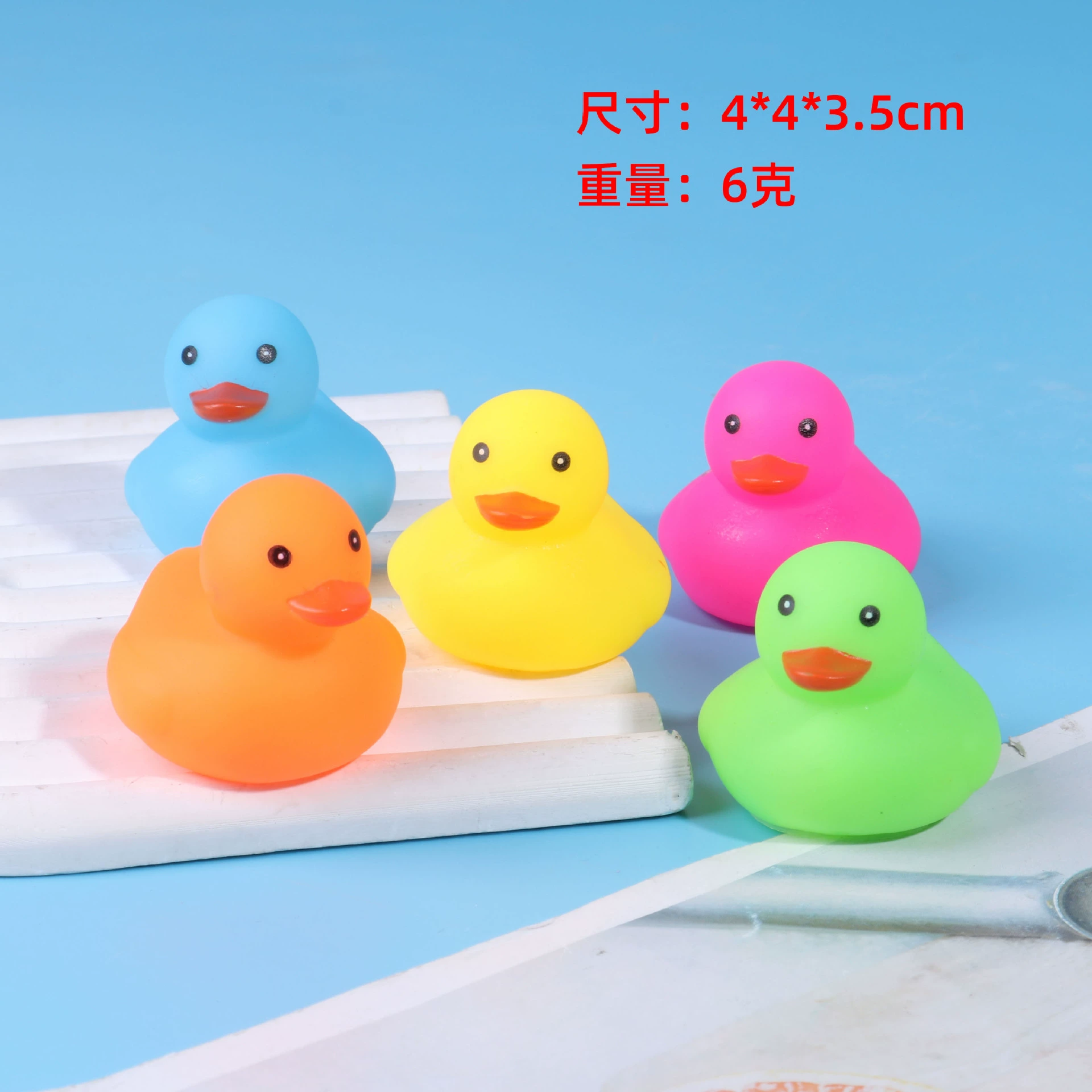 squishy стресс-игрушка, фуксия персонаж мультфильма — assorted Bath & Slime Squeeze Toy