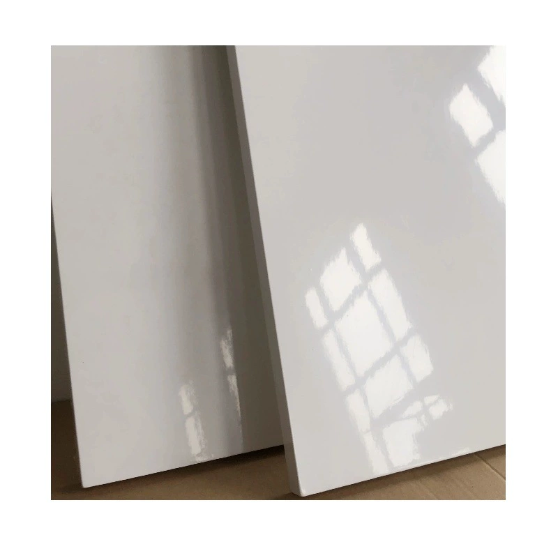 Внешнеторговый экспортный инжиниринг высокого света лакированные дверные панели шкафов на заказ оптовые производители Фошань