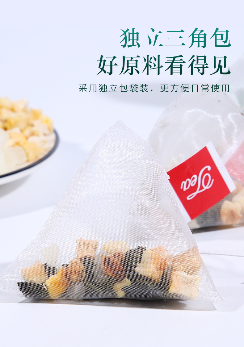 Peach Oolong Tea Mi Tao Wu Long Tea 3g x 10 Pyramid Bags Tin Cold Brew Fruit Tea in use