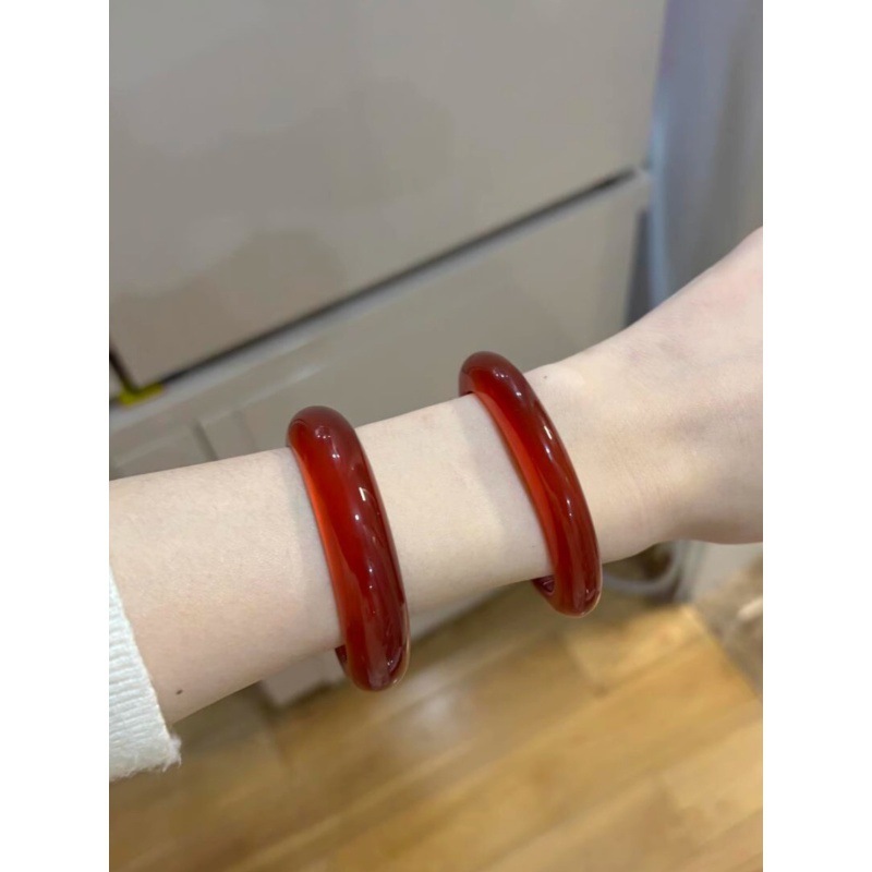 天然本物の赤瑪瑙ブレスレット、赤カルセドニーブレスレット、干支年赤翡翠ブレスレット、女性用ミディアムワイドレッドブレスレット|undefined