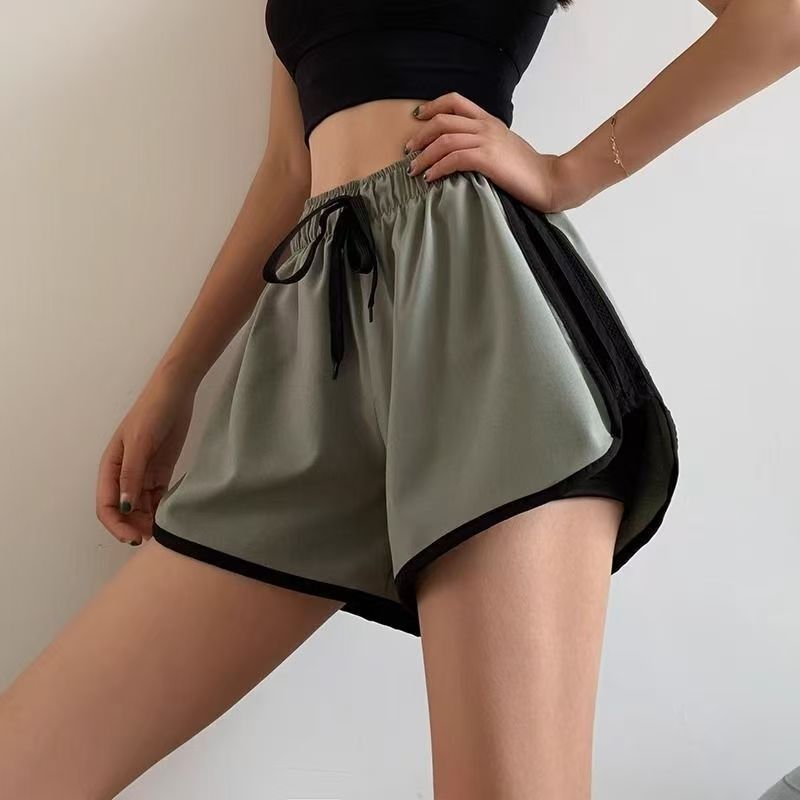 Three-Quarter Length Ice Silk Shorts for Men and Women, Summer Thin Loose Slimming Yoga Quick-Dry Sports Pants Versatile with Lining Three-Quarter Length Ice Silk Shorts for Men and Women, Summer Thin Loose Slimming Yoga Quick-Dry Sports Pants Versatile with Lining