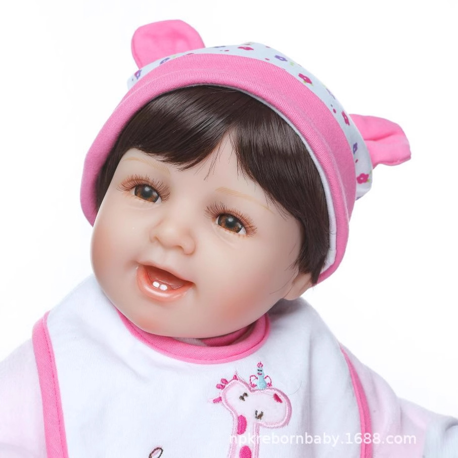 AliExpress nueva venta caliente Europea y Americana cuerpo de tela simulación muñeca jugar casa juguete regalo Año Nuevo