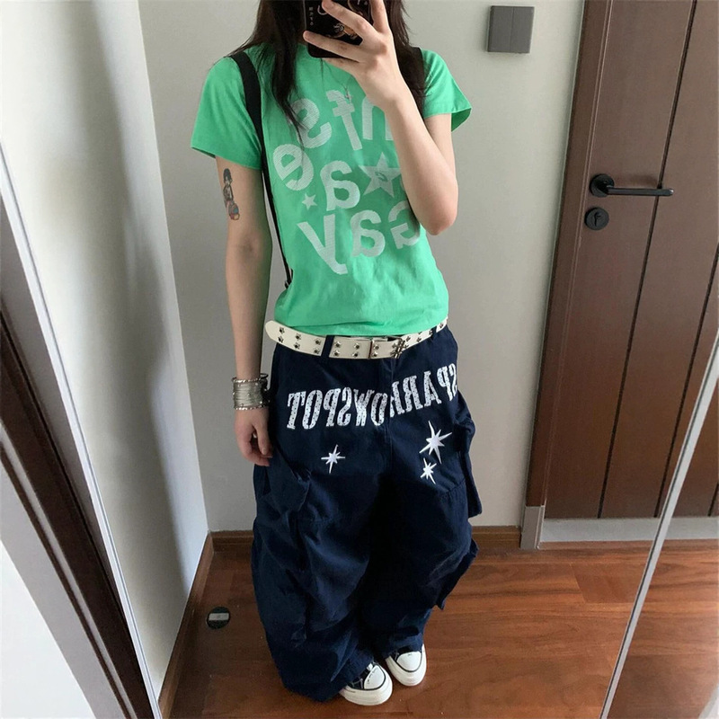 American Retro Green Letter Print Short-Sleeve T-Shirt for Women, Summer Slim-Fit Design, Versatile Top