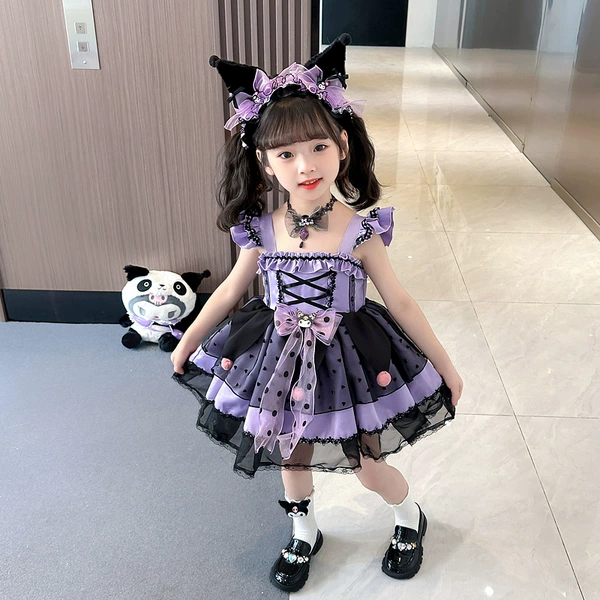 Black single skirt