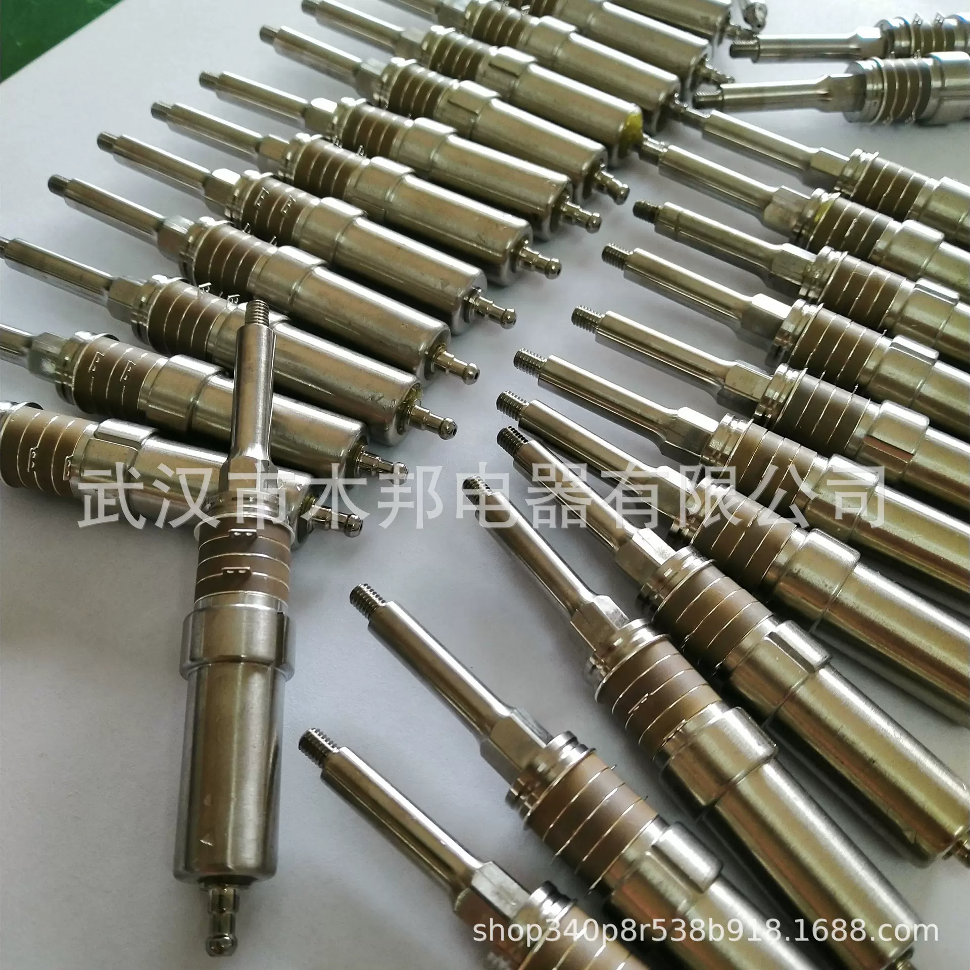 换能器振子28KHz不锈钢主杆变幅杆M3螺纹能通水散热焊线灌封绝缘