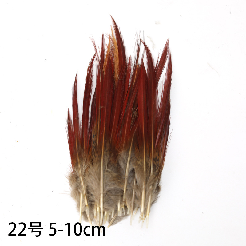 Fábrica al por mayor de bricolaje plumas pequeñas plumas naturales plumas de pollo salvaje plumas de pato jardín de infantes joyas hechas a mano gato divertido material de captura de sueños