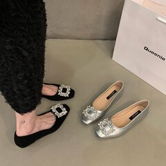 平底高級感角頭水ドリル靴婦人靴202年春の新型黒色通勤作業靴