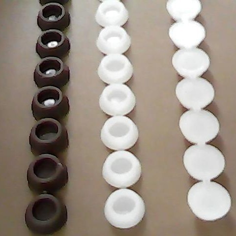 新款塑料圆排脚垫办公桌餐桌脚塞防滑胶塞家具固定器配件厂家供应