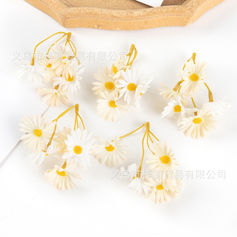 유백색