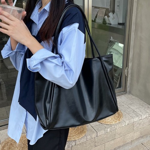 Autumn and winter bags for women 2024 new style hand-held texture large-capacity tote bag niche design single shoulder armpit bag commuting