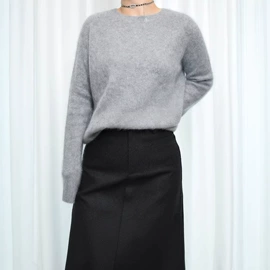 羽绒服;女式衬衫;毛衣