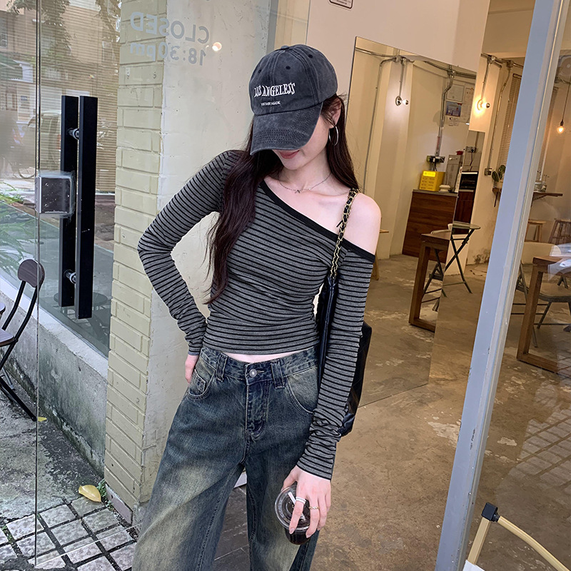 Real-life European-style Korean-style Spice Girl Shoulder Shoulder Designing Grey Striped Long-sleeved T-shirt Women's Early Autumn Inner Base Shirt