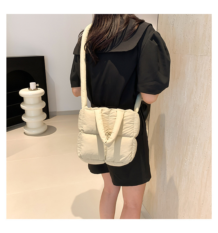 Diamond Square Tote Bag Soft Cotton Padded Shoulder Bag For Women_voghion.com