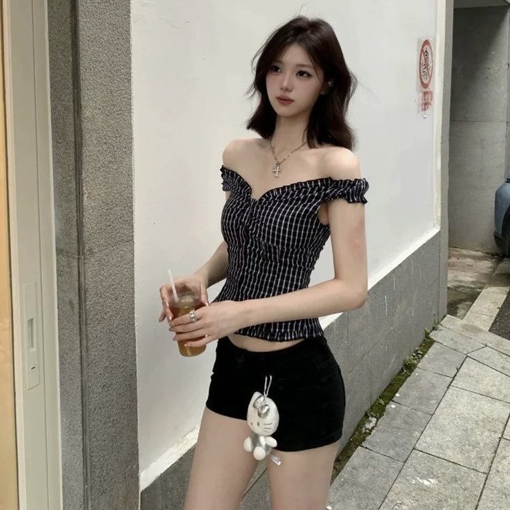 韩系纯欲风格纹一字肩衬衫女装早秋新款辣妹独特别致两穿无袖上衣|undefined