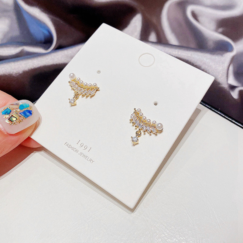 Korean Zircon Pendant Rice Beads Leaf Earringspicture3
