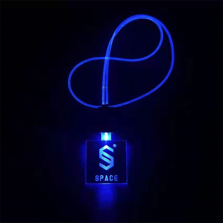 Etiqueta luminosa de acrílico LED colorido luminoso insignia bar KTV fiesta conducción insignia nombre láser LOGO