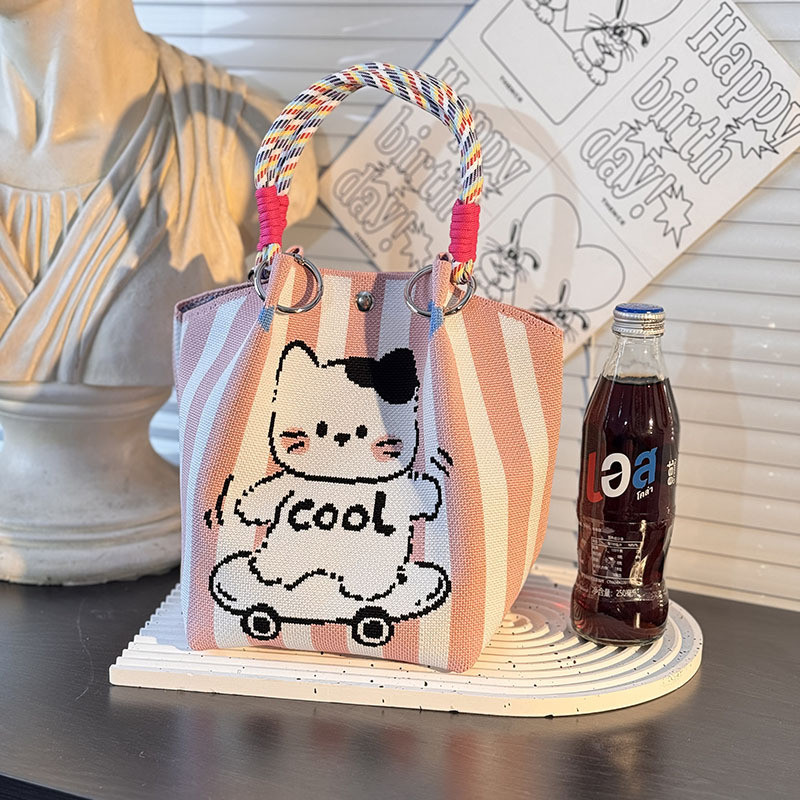 ニットハンドバッグ、ニッチデザインバケットバッグ、トートバッグ、ハンドバッグ、カジュアルで多用途なショルダーバッグ、ニットポータブルバッグ