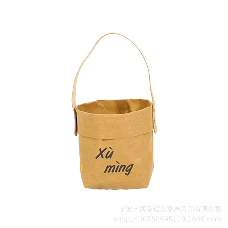 Маленький, коричневый, кожаный