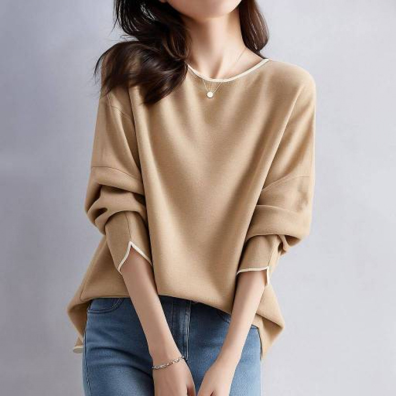Japanese-Style Rakuten Cross-Border Autumn and Winter New Loose Round-Neck Sweatshirt with Side Slits