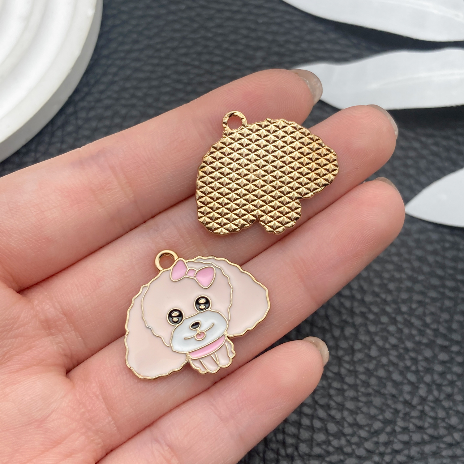 23291-1 핑크 오일 떨어지는 아연 합금 만화 애완견 푸들 22x26mm-2g