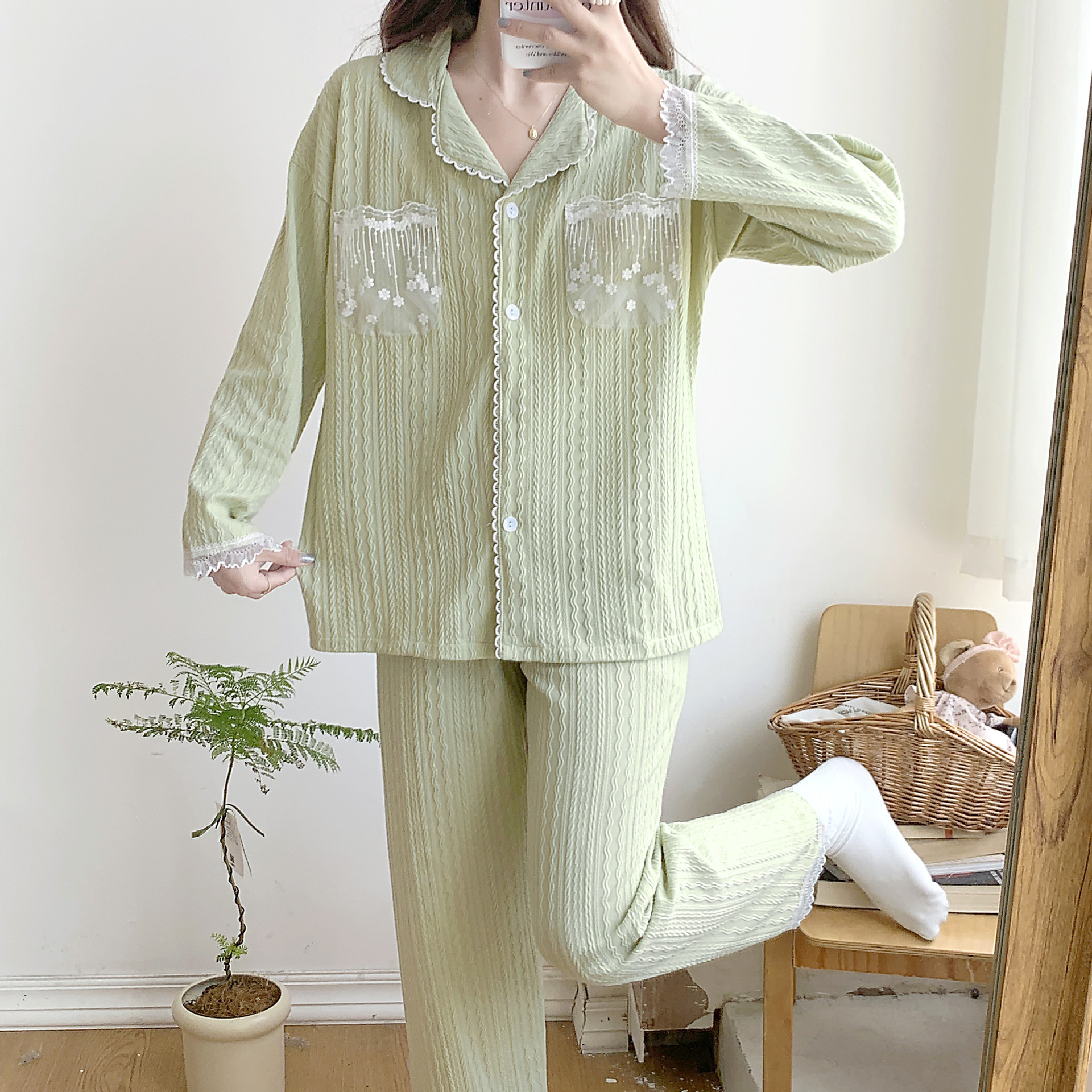 Coreano ins pijamas de las mujeres jacquard algodón solapa de algodón cardigan manga larga Otoño e Invierno hierba verde dulce chica desgaste del hogar traje