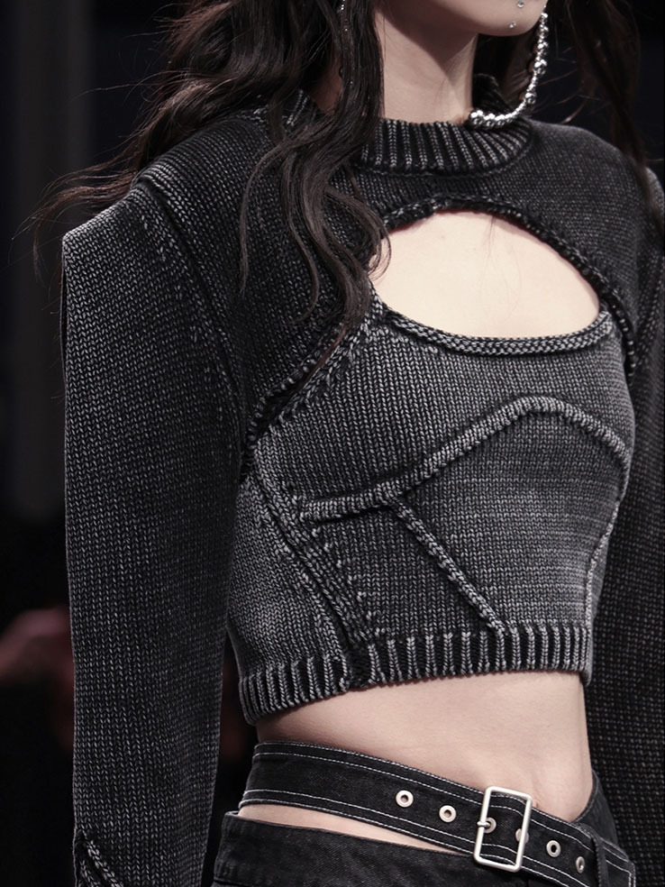 Pullover Set Image 1