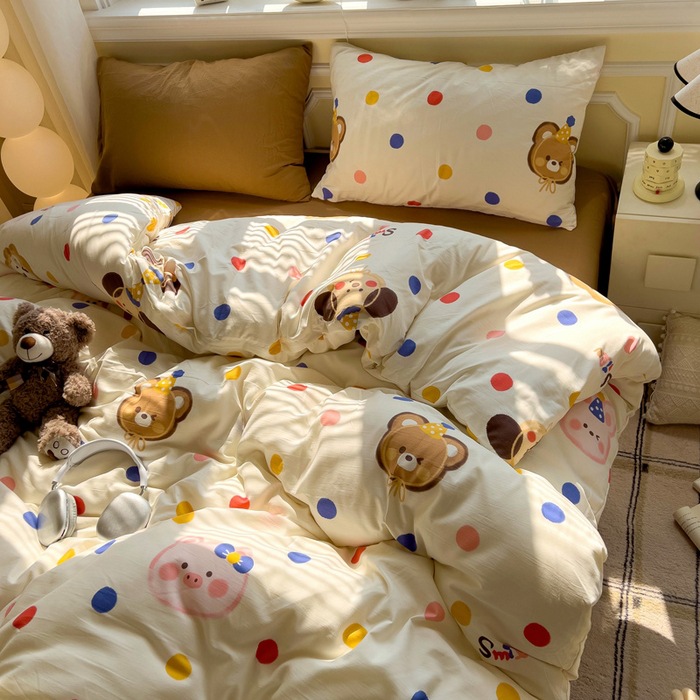 A clase de algodón ultra suave lavado con agua cuatro piezas de madres y bebés cubierta de cama desnuda dormitorio de estudiantes ropa de cama de tres piezas