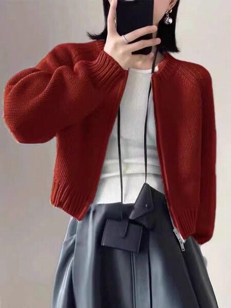 Woolen solid elegant cardigan with a round collar