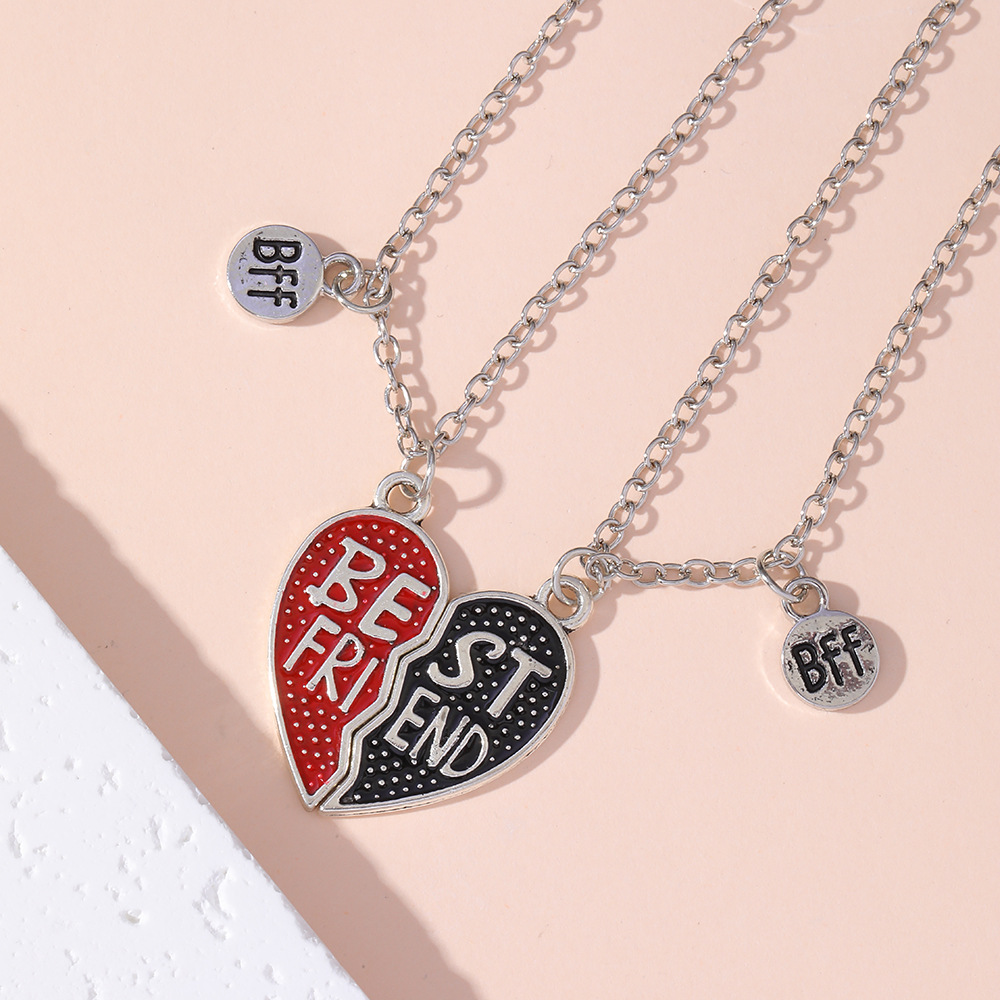 16g Weight Zinc Alloy Pendant Material Pendant Necklace Classification Zinc Alloy Chain Material cable chain Chain Type 1 Set Quantity Holiday, Daily Occasion Alloy Material Valentine'S Day Festival Letter, Heart Shape Pattern All Seasons Season Unisex Gender Enamel Design Cute Style Cute Letter Heart Shape Alloy Cable Chain Pendant Necklaces Wholesale 10