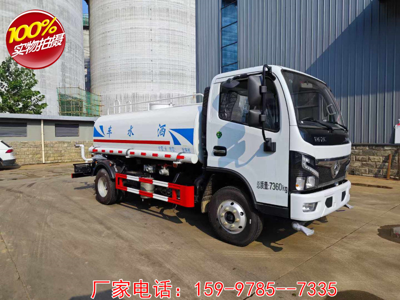 东风福瑞卡5方洒水车1