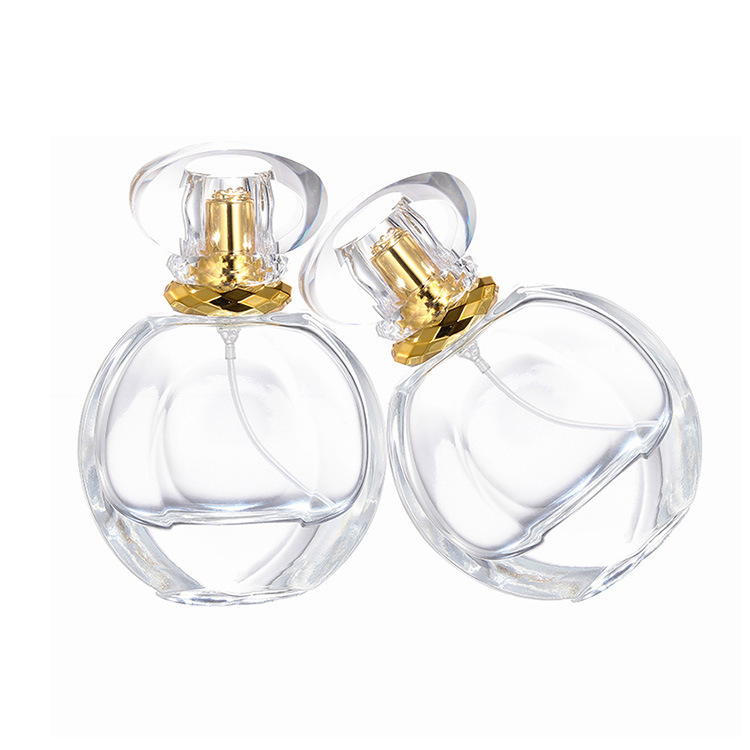 批发50ml扁圆形透明玻璃香水瓶 简约时尚密封香氛精油分装喷雾瓶