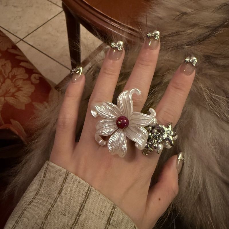 ALONEMOON Original Iris Flower Double Layer Silver Pearl Niche Design Elastic Ring_voghion.com