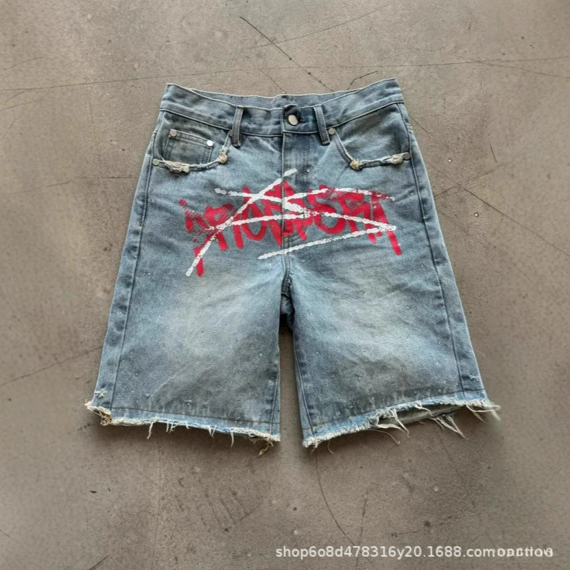 Прямые поставки от производителя: американские ретро-шорты с эффектом потертости, свободные, с персонализированным модным принтом, уличные прямые джинсы для мужчин