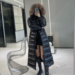 2025新款蒙家同款袖标LOGO长款保暖防风毛领连帽羽绒服修身时尚
