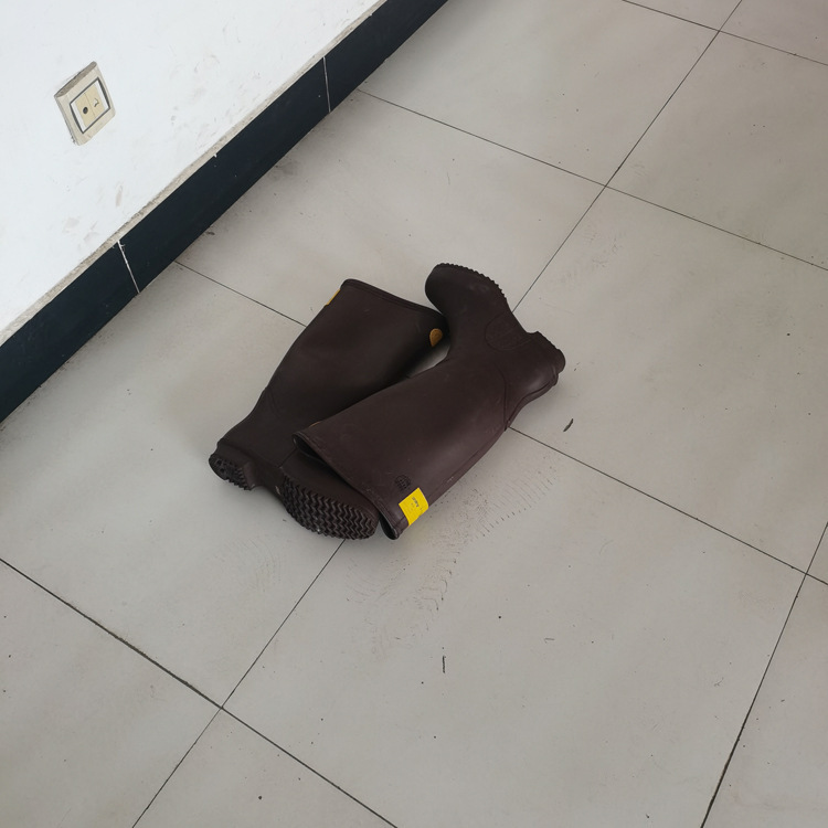 高压电力设备YS113-01-07YS113-01-08电工绝缘靴轻便抗磨劳保鞋