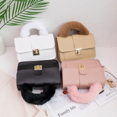 Women's Bag 2022 New Plain Double-Wall Plush Shoulder Chain Small Square Bag Casual Phone Bag Foreign Trade Gift Small Bag