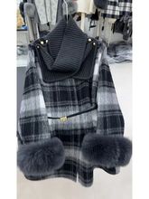 冬季大码新款格纹毛呢外套女2025韩系大衣围巾领收腰显瘦气质外套