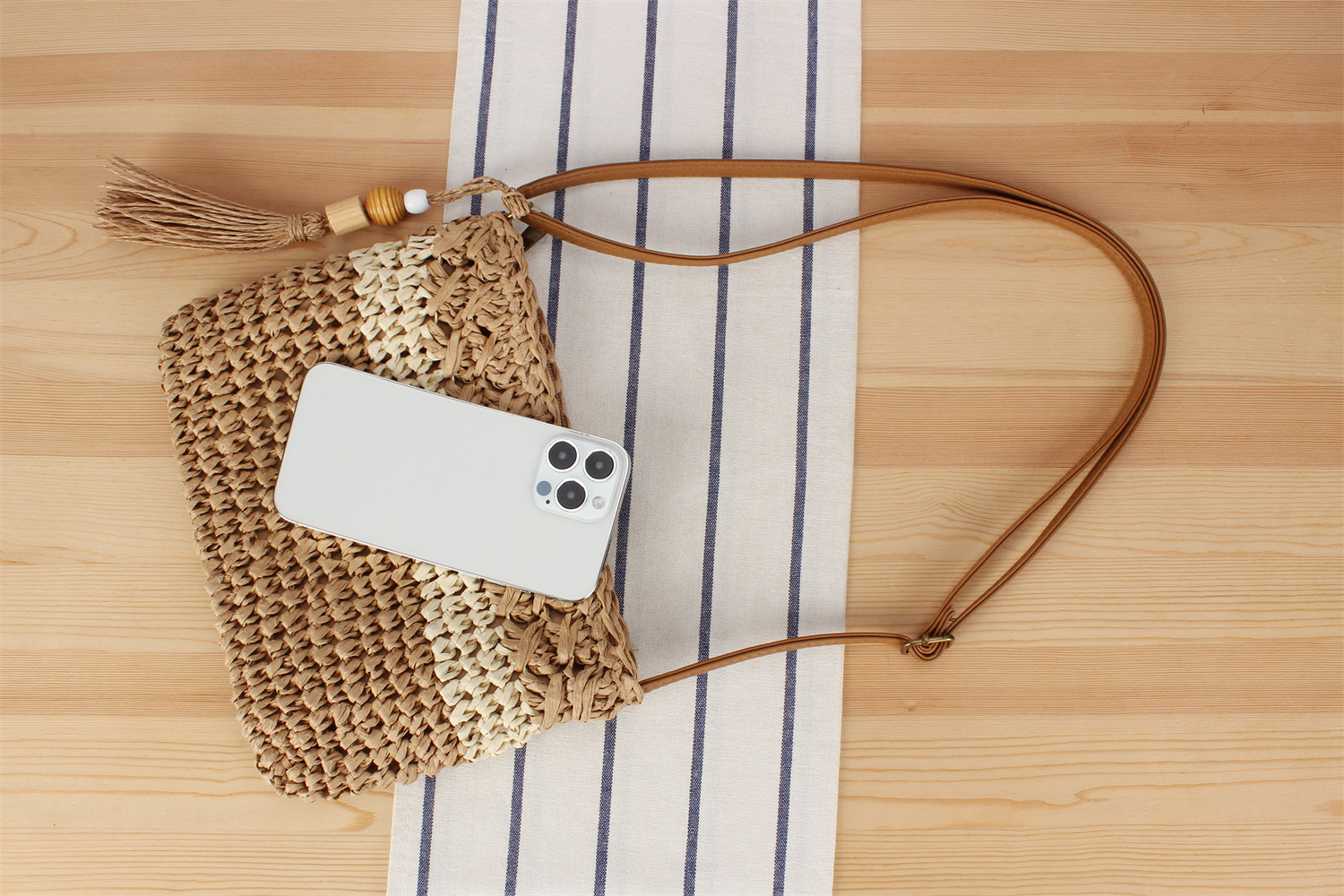 Women's Basic Vacation Solid Color Paper String Shopping Bags display picture 6