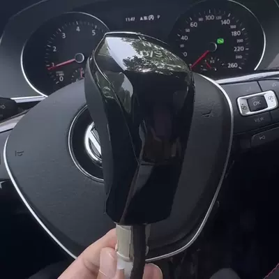 Cab and accessories: Crystal Gear Handle Baolai - piano-paint-black-samurai-red-light-jetta-vs52019-2023