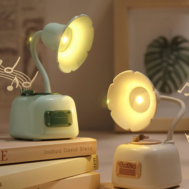 New Creative Retro Gramophone Table Lamp Ornaments Infinitely Dimmable Birthday Gift Dormitory Rechargeable Night Light with Music New Creative Retro Gramophone Table Lamp Ornaments Infinitely Dimmable Birthday Gift Dormitory Rechargeable Night Light with Music