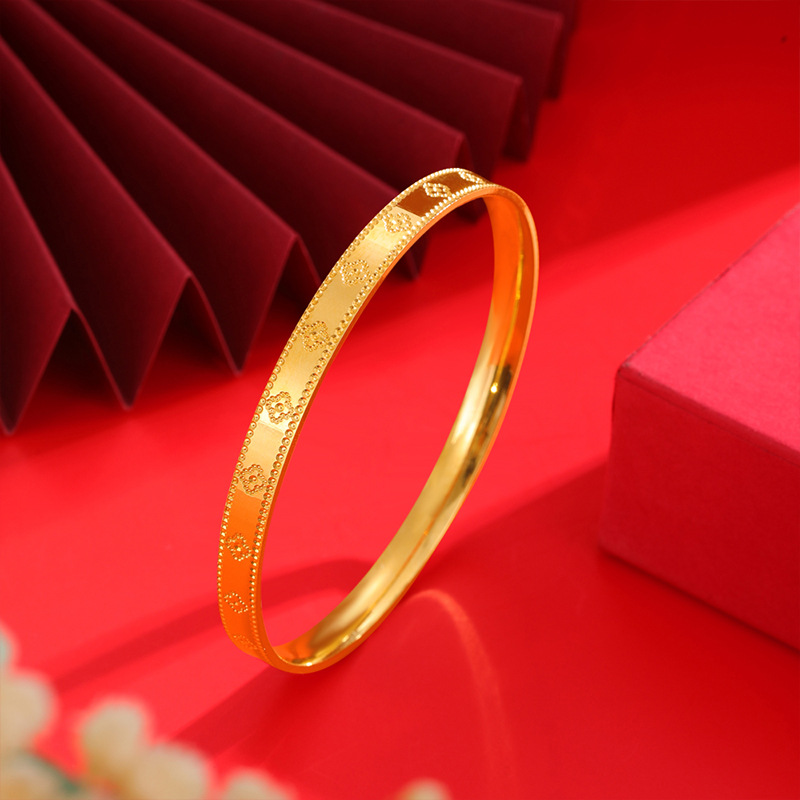 Trébol de cuatro hojas pulsera de oro pulsera de mujer simple de moda estilo de todo fósforo Pequeño anillo afortunado cerrado joyería de aleación de cobre