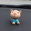 Piggy classmate (ornament)