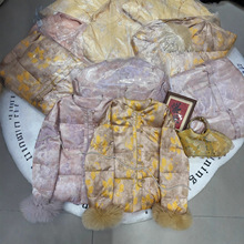 双色真丝雾调肌理渐变底色圆领盘扣宽松保暖狐狸毛秋冬外套羽绒服