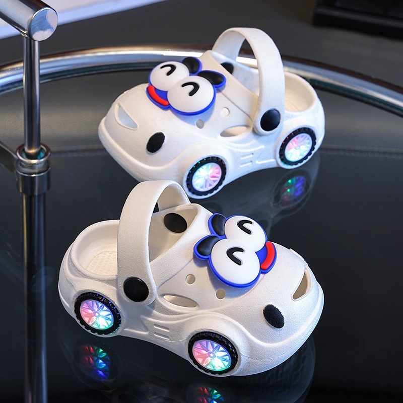 Children's Light-Up Slippers for Boys and Girls in Summer, Cool Car Luminous Anti-Slip and Anti-Collision Indoor Baotou Cartoon Sandals
